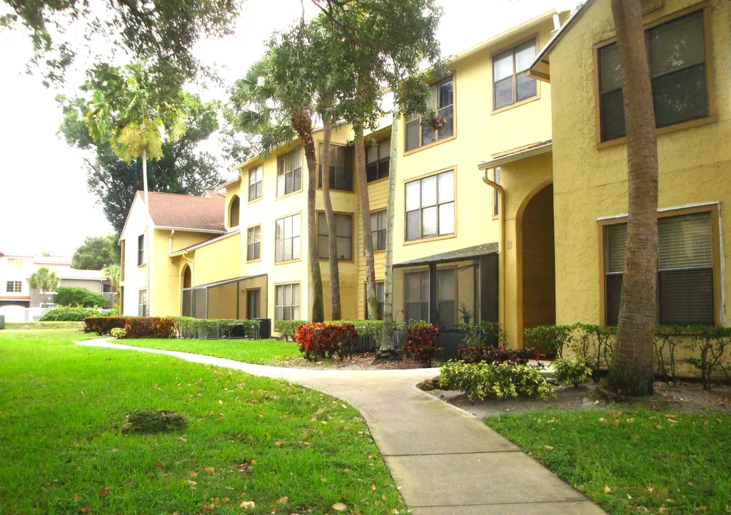 2319 N Congress Avenue Boynton Beach FL 33426