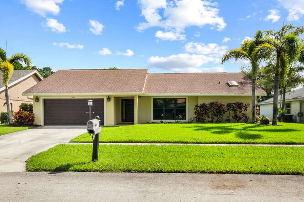 14212 Aster Avenue Wellington FL 33414