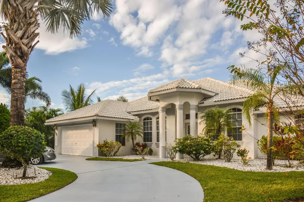 131 Black Olive Crescent Royal Palm Beach FL 33411