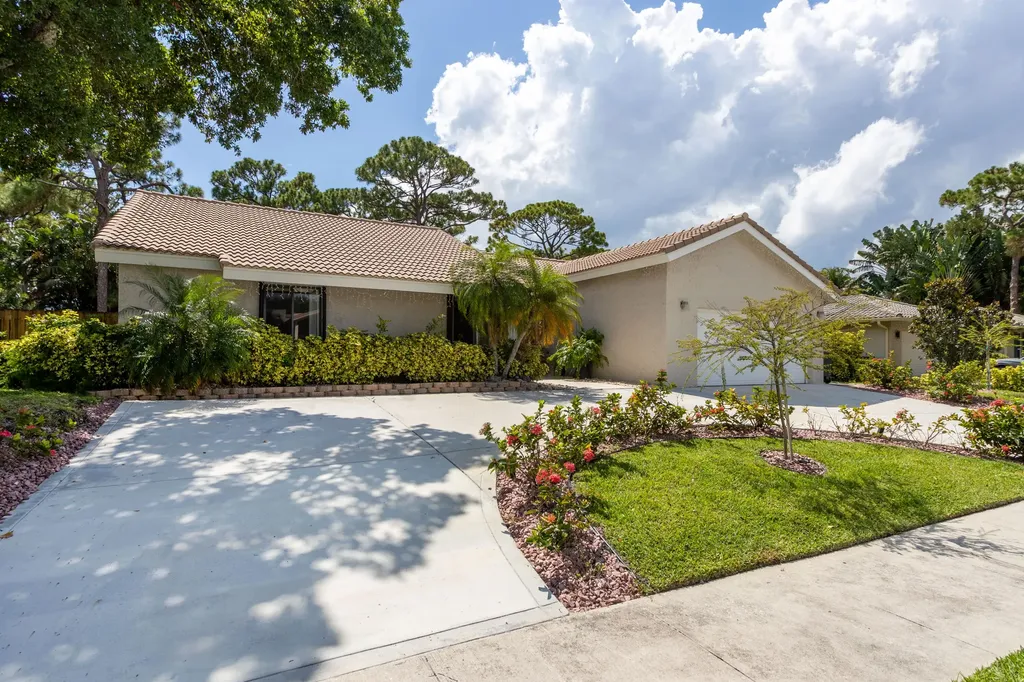 2681 NW Timbercreek Circle Boca Raton FL 33431