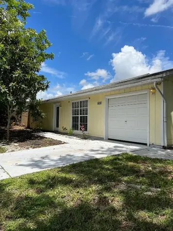 1741 SW Millikin Avenue Port St Lucie FL 34953