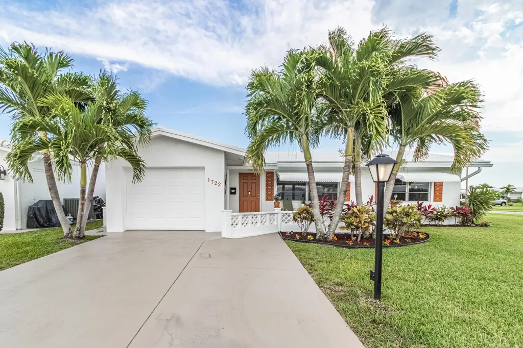 1722 SW 18th Street Boynton Beach FL 33426