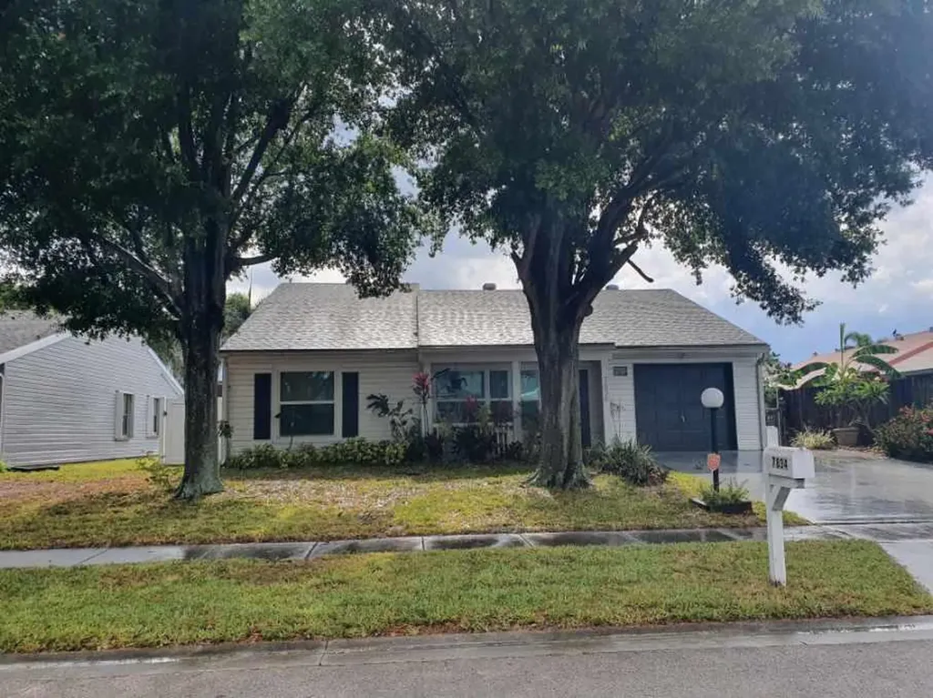 7834 Ridgewood Drive Lake Worth FL 33467
