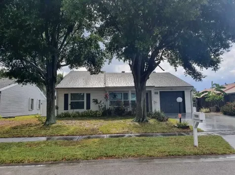 7834 Ridgewood Drive Lake Worth FL 33467