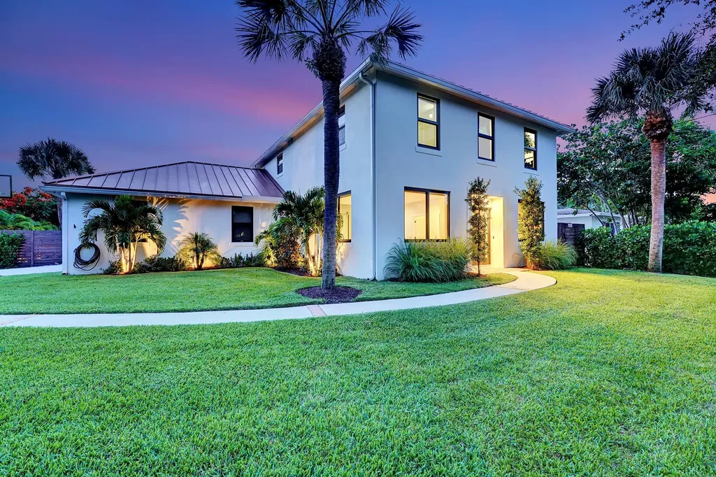 2851 SW 4th Street Boynton Beach FL 33435