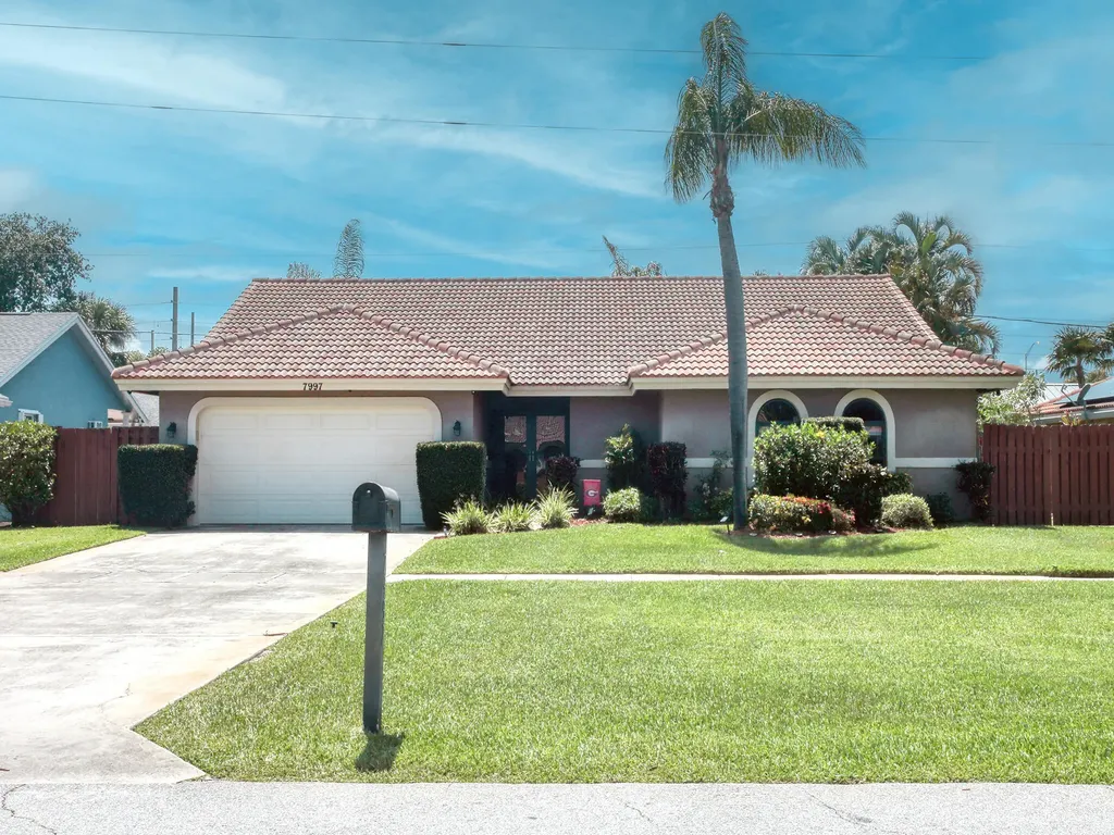 7997 W Country Club Boulevard Boca Raton FL 33487