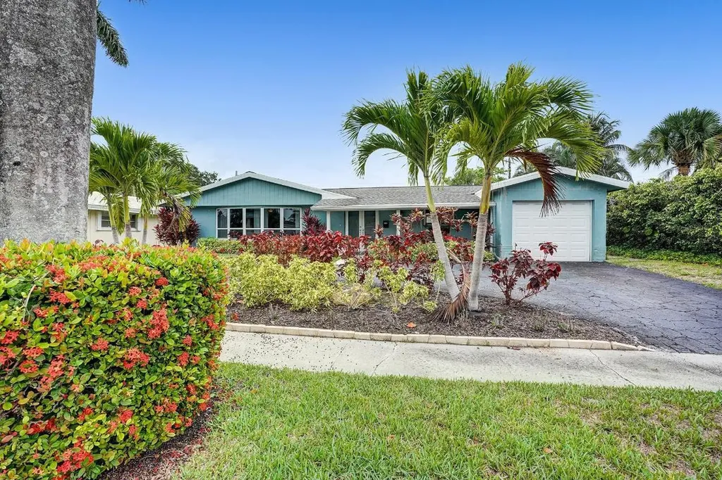 811 W Royal Palm Road Boca Raton FL 33486