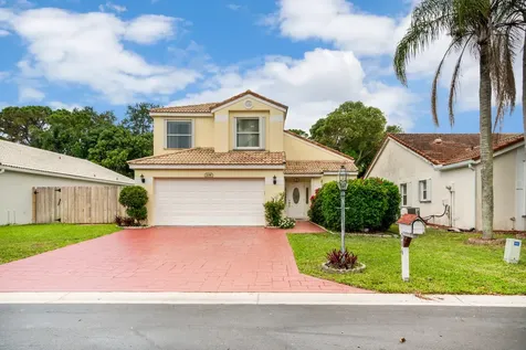 206 Wedgewood Circle Greenacres FL 33463