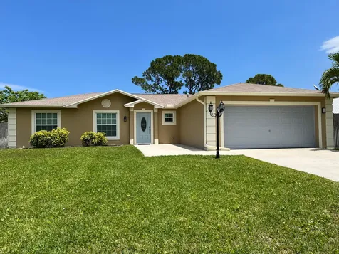 1337 SE Naples Lane Port St Lucie FL 34983