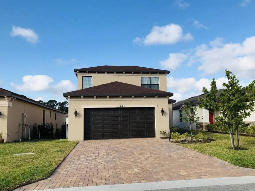 244 SE Via Visconti Port St Lucie FL 34952