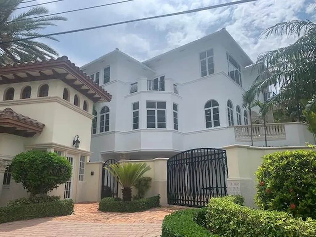 2627 S Ocean Boulevard Highland Beach FL 33487