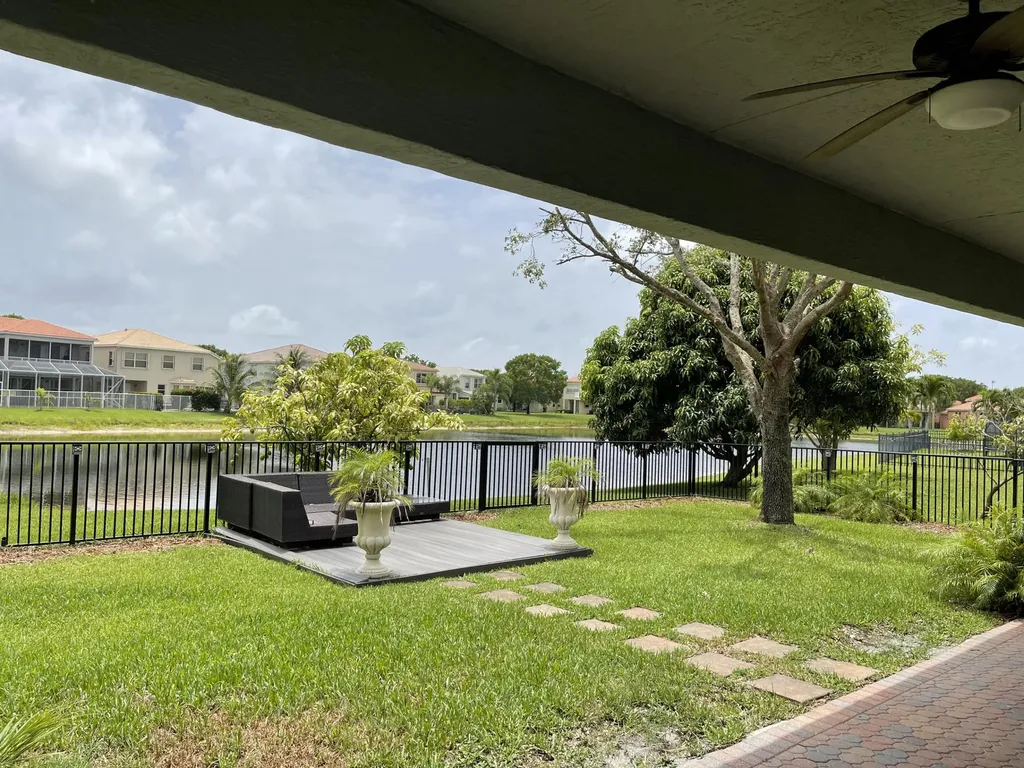 9758 Quinn Court Wellington FL 33414