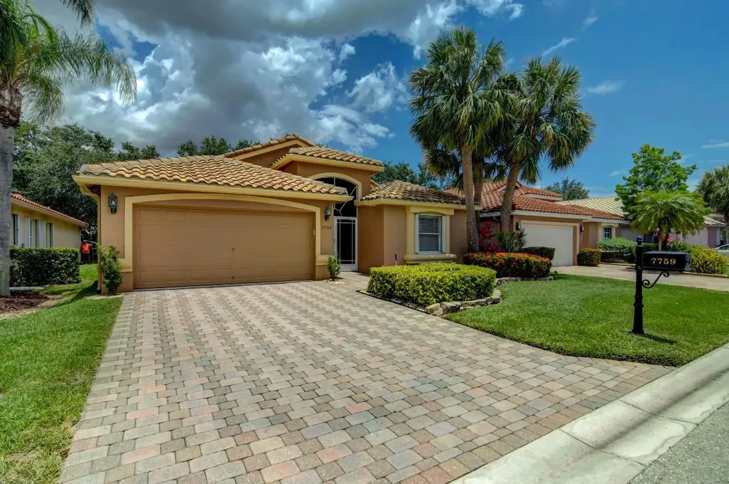7759 Trapani Lane Boynton Beach FL 33472