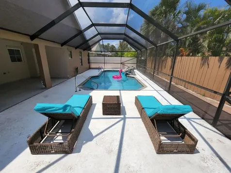 252 Malibu Circle Greenacres FL 33413