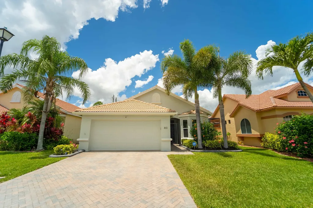 810 SW Munjack Circle Port St Lucie FL 34986
