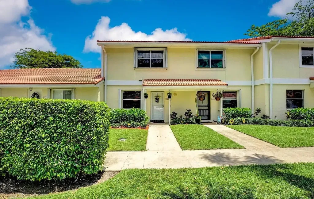 6469 Boca Circle Boca Raton FL 33433