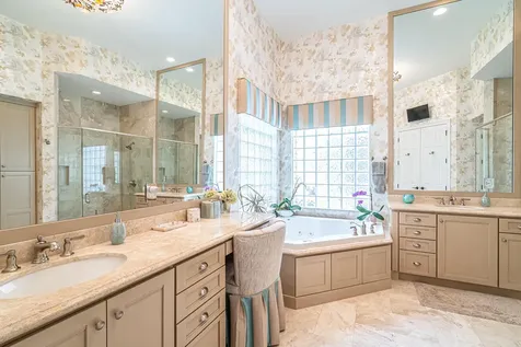 8255 Lost Creek Lane Delray Beach FL 33446