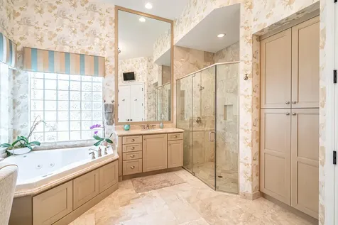 8255 Lost Creek Lane Delray Beach FL 33446
