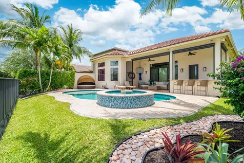 8255 Lost Creek Lane Delray Beach FL 33446