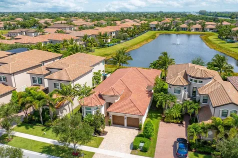 8255 Lost Creek Lane Delray Beach FL 33446