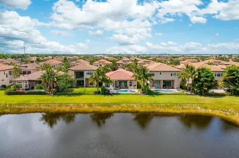 8255 Lost Creek Lane Delray Beach FL 33446