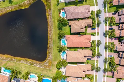8255 Lost Creek Lane Delray Beach FL 33446