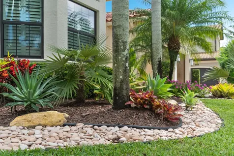 8255 Lost Creek Lane Delray Beach FL 33446
