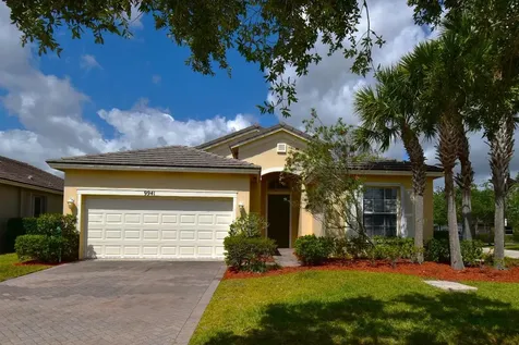 9941 SW Glenbrook Drive Port St Lucie FL 34987