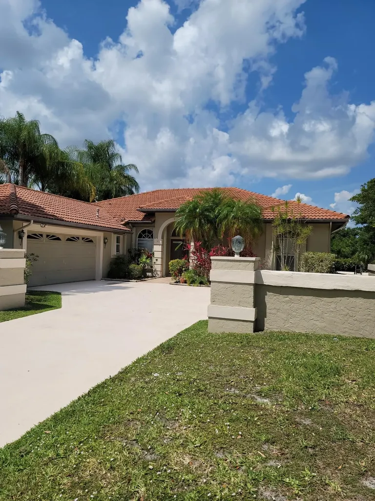 1334 SW Briarwood Drive Port St Lucie FL 34986