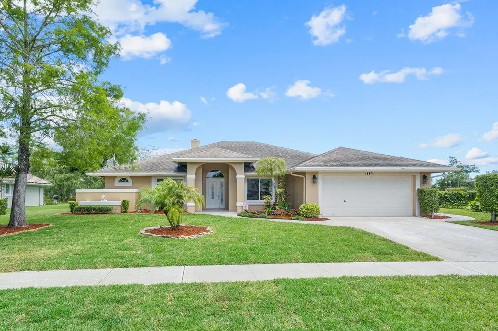1882 Lindsey Court Wellington FL 33414