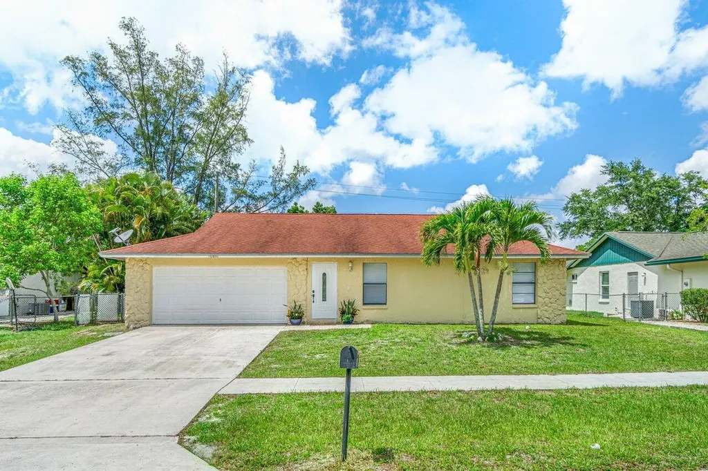 10891 Dalmany Way Royal Palm Beach FL 33411