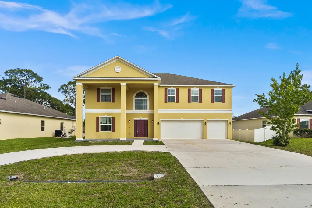 685 NW Bayshore Boulevard Port St Lucie FL 34983