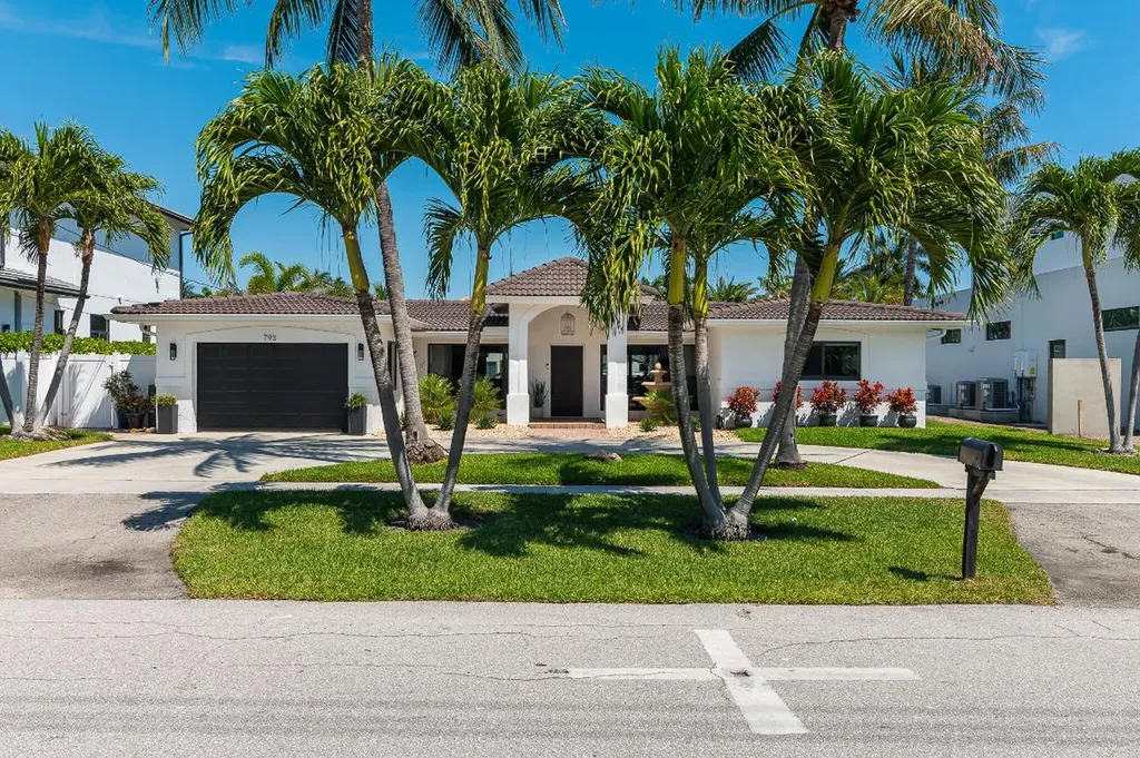 793 Appleby Street Boca Raton FL 33487