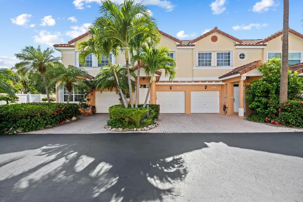 1950 NE 7th Street Deerfield Beach FL 33441