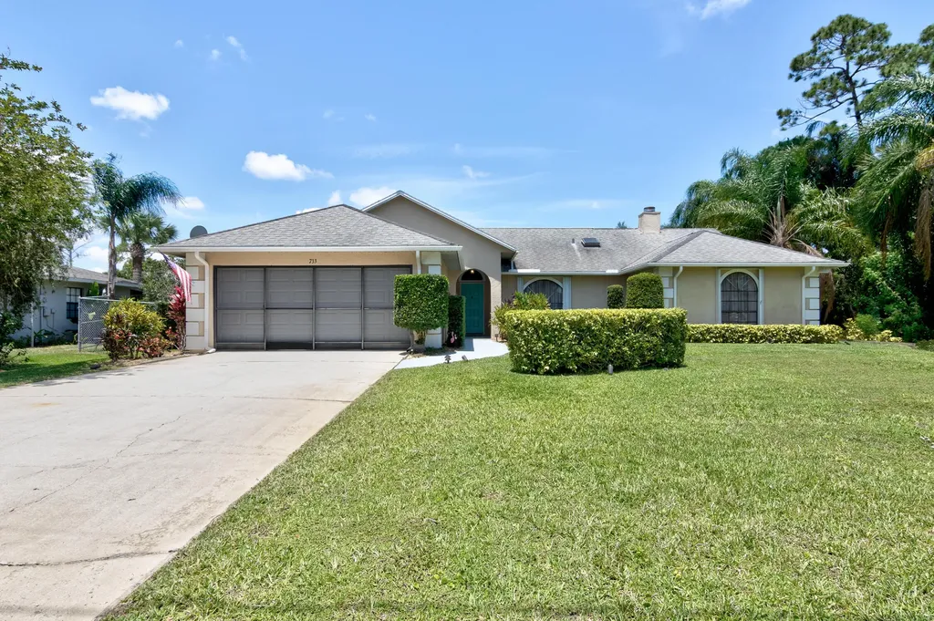 733 Wimbrow Drive Sebastian FL 32958