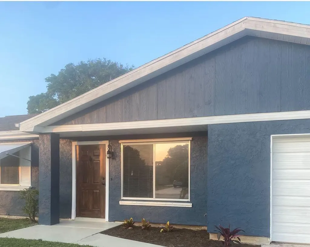 1849 SE Rainier Road Port St Lucie FL 34952