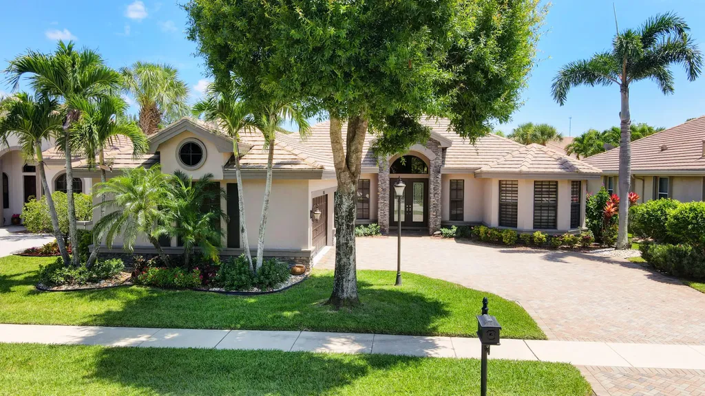 10316 Trianon Place Wellington FL 33449