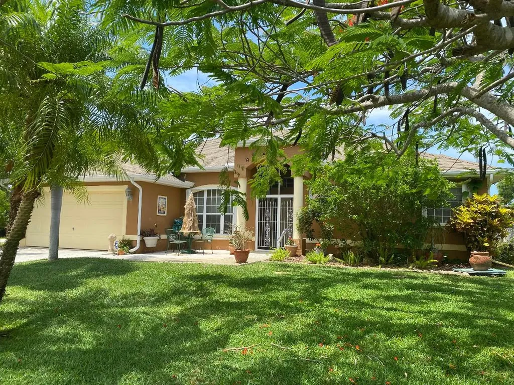 3001 SE Miracle Lane Port St Lucie FL 34952