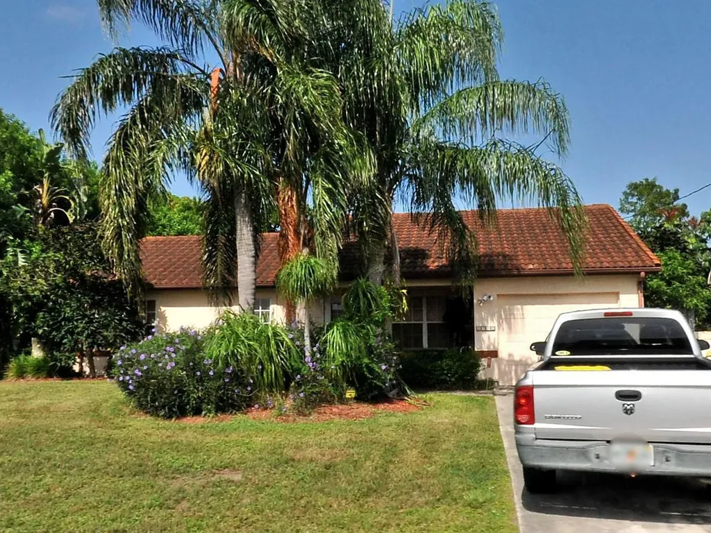 2950 SW Pierson Road Port St Lucie FL 34953