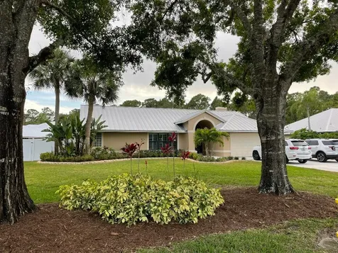 641 SE Southwood Trail Stuart FL 34997