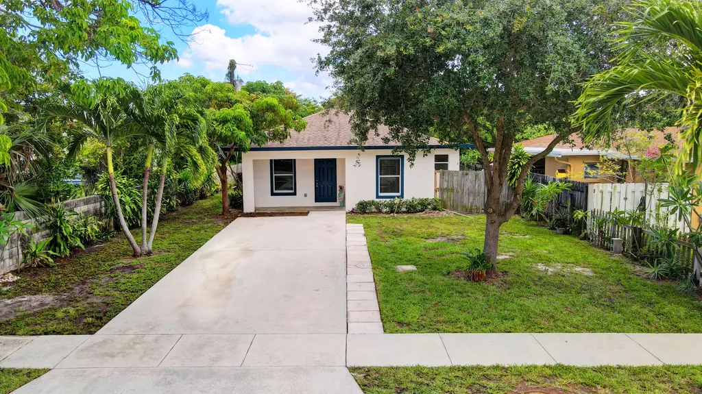 620 Palmetto Street West Palm Beach FL 33405