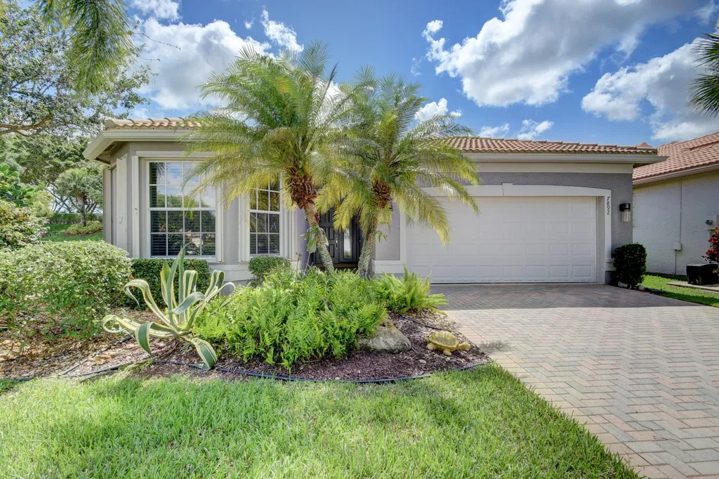 7892 Seagrape Shores Drive Lake Worth FL 33467