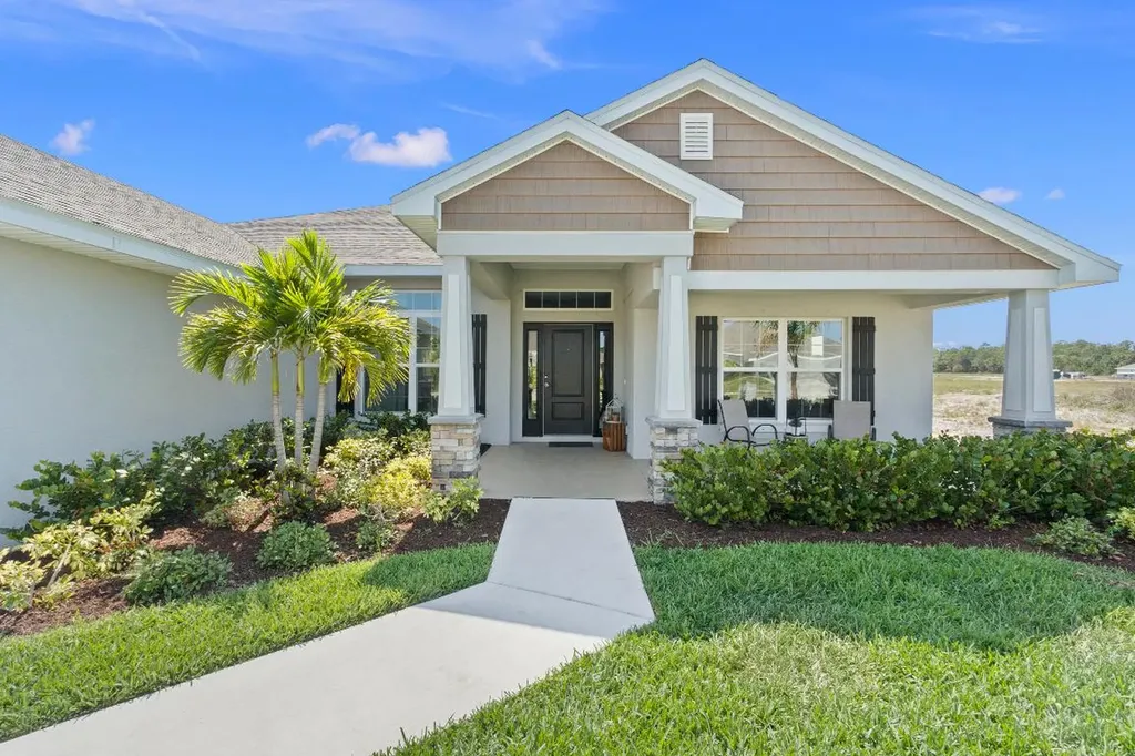 8504 Waterstone Boulevard Fort Pierce FL 34951