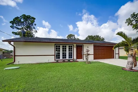312 SW Carter Avenue Port St Lucie FL 34983