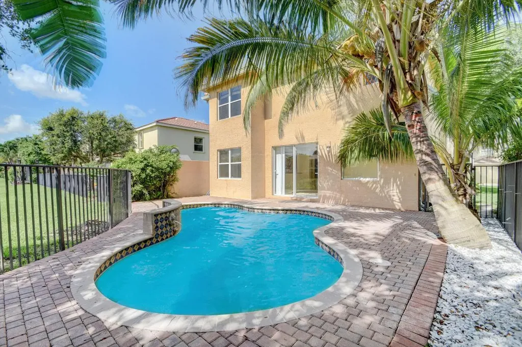 10566 Cocobolo Way Boynton Beach FL 33437