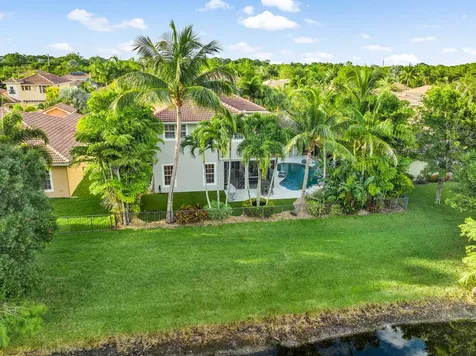 108 Via Catalunha Jupiter FL 33458