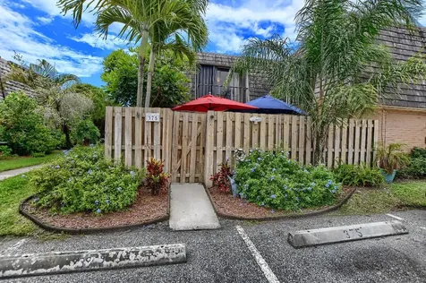 375 Lake Arbor Drive Palm Springs FL 33461