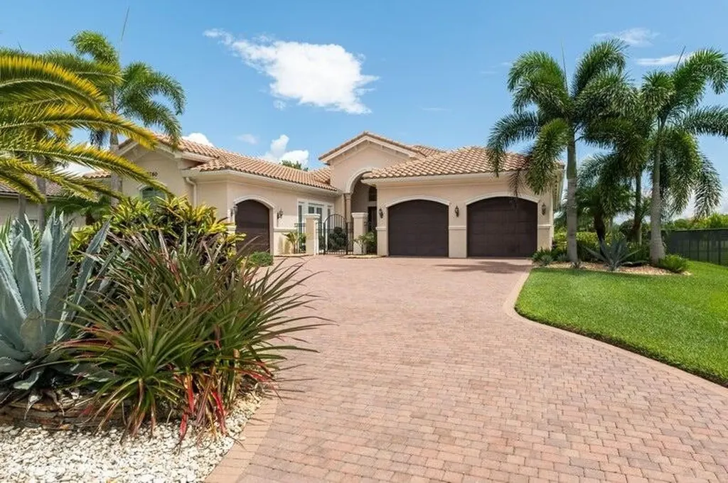 7760 Maywood Crest Drive Palm Beach Gardens FL 33412