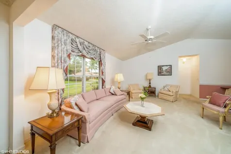 690 SE Karrigan Terrace Port St Lucie FL 34983
