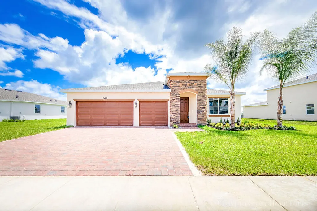 7475 NW Deysbrook Lane Port St Lucie FL 34987